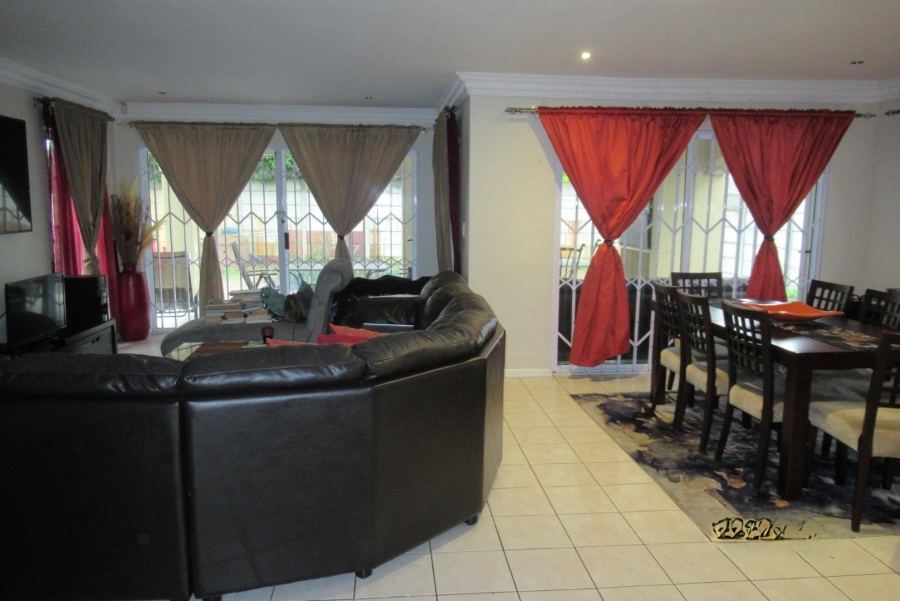 3 Bedroom Property for Sale in Parklands Western Cape